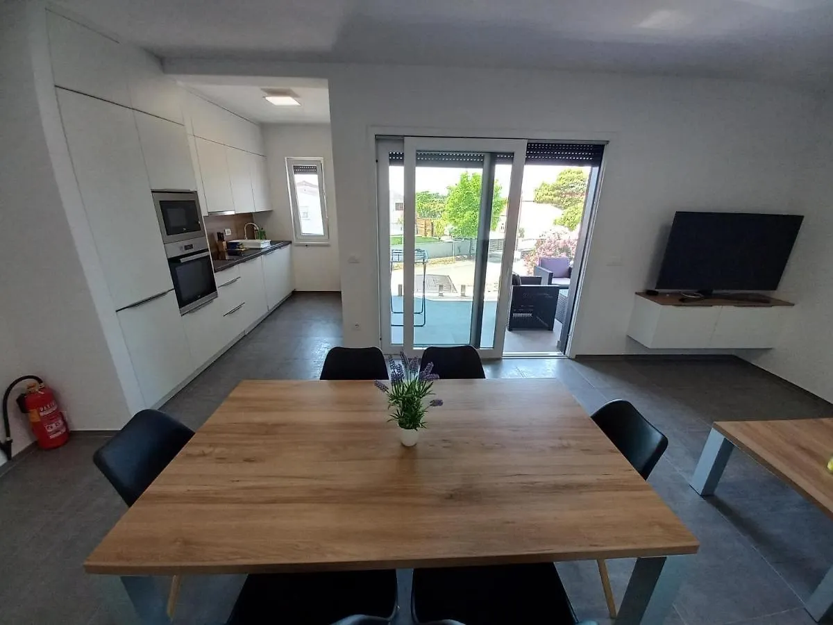 Apartmen V Vir Apartament