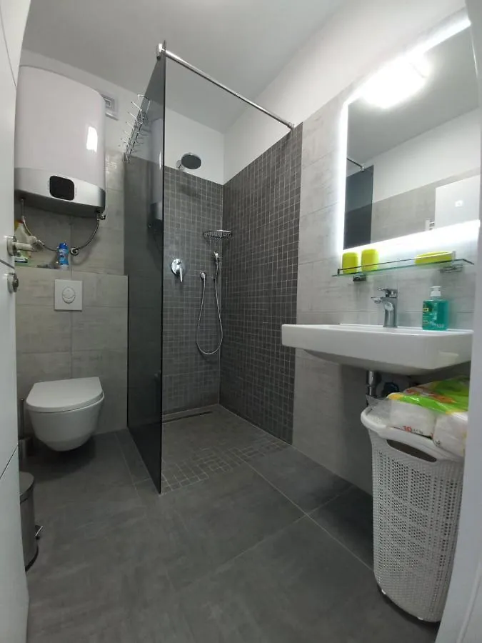 Apartmen V Vir