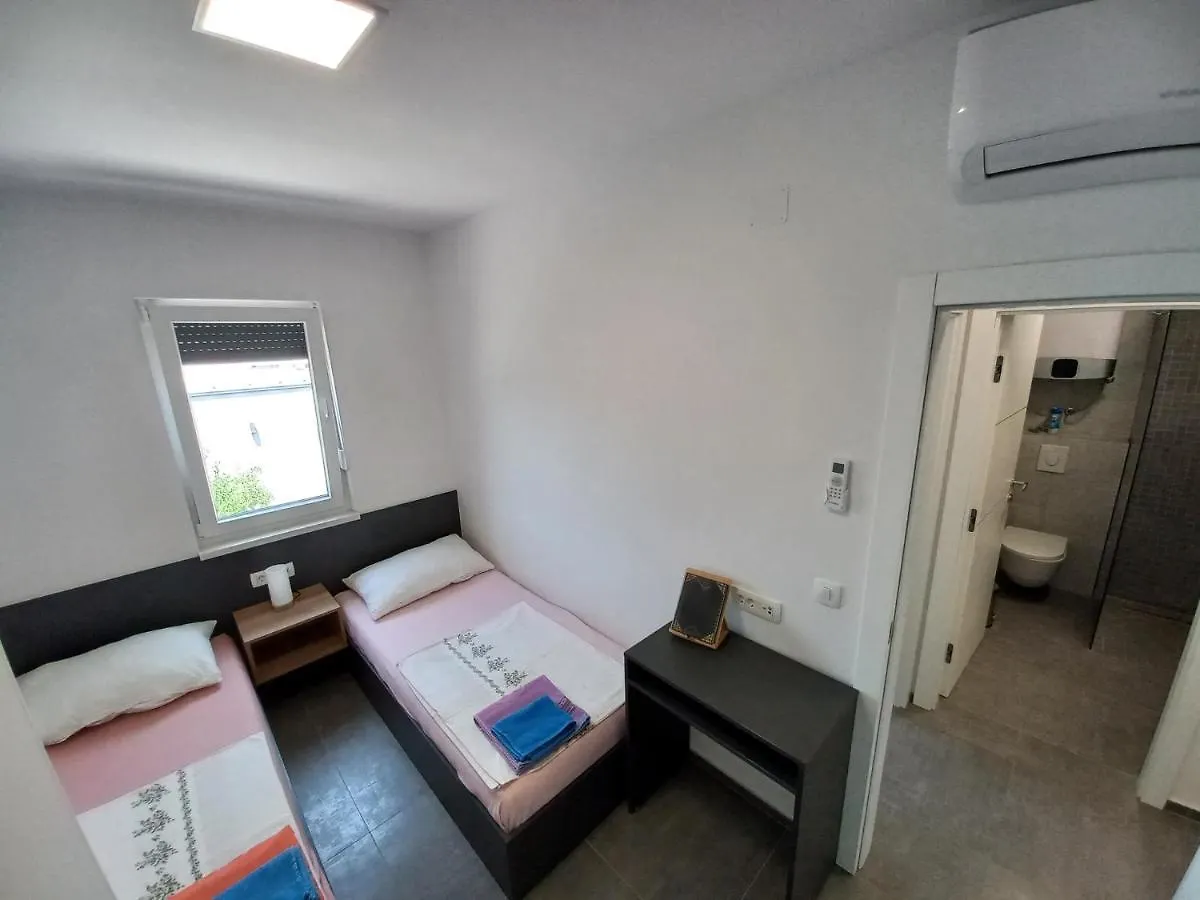 Apartmen V Vir Apartament