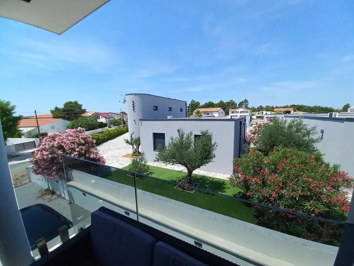Apartament Apartmen V Vir
